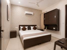 Sohāna में, होटल Hotel Devine Opp Jubilee Walk Mall & Near Gurdwara Sohana