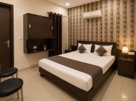 Sohāna में, होटल Hotel Devine Opp Jubilee Walk Mall & Near Gurdwara Sohana