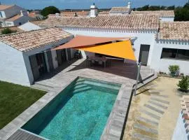 La Cabane - Villa neuve, Piscine Chauffée, Wifi, TV