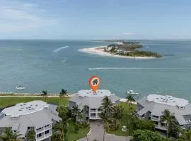 Gorgeous Lands End Residence Best View on Captiva