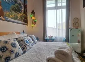 Casa Fran Valparaíso | Vive un Hotel Temático