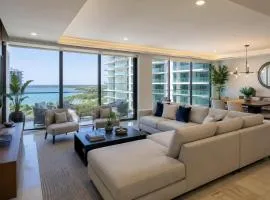 Luxury 3BR Apt, WiFi 1Gb, Laundry, Pools, Gym