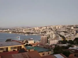 Casa Fran Valparaíso | Vive un Hotel Temático