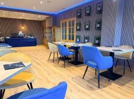 APARTAMENTOS Hotel TurMo