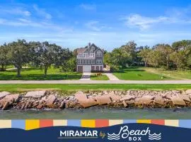 Stunning bayfront home with spacious deck and incredible Galveston Bay views