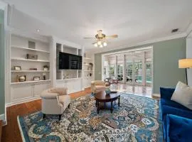 Luxury Wellington Home with a Beautiful Pool