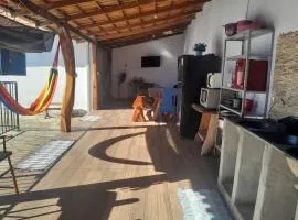 Beach House with heated pool 3 km from downtown