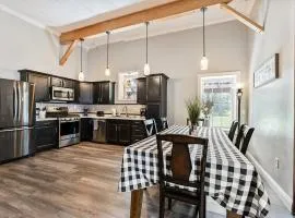 Country Style Home 4br 2bth