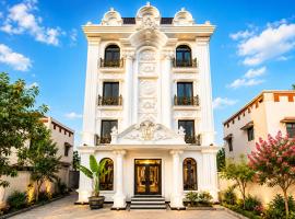 Lake Hotel Sóc Sơn, hotel i Sóc Sơn