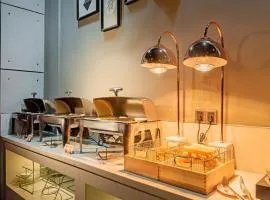 James Joyce Coffetel· Xianyang Renmin Road Central Square Store