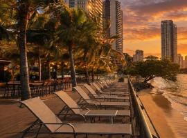 Hompton Hotel by the Beach, отель в Джорджтауне