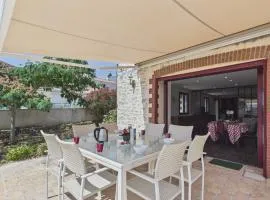 Maison familiale 8 pers - jardin & BBQ