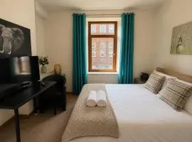 54 - Room 1 - City views