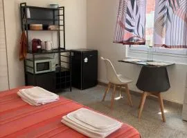 Nonna Consolata Studio - 25 min to Cagliari & Beaches
