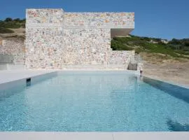 Stone Luxury Suites