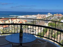 TORRES DEL SOL 15 floor THE HIGHTEST, hotel em Playa de las Americas