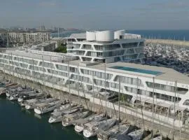 The YACHT - By Fattal Limited Edition