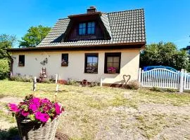 Achterhus Usedom - idyllisches Ostsee Ferienhaus am Achterwasser