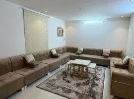 شقة كبيرة