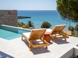 Nostos Seaside Luxury Apartments
