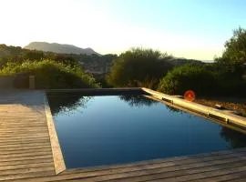 Villa with pool and panoramic views in Ollioules