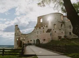 Komnaty Zamkowe Janowiec Nocleg w Historycznym Zamku