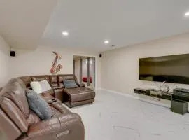 Walkout Studio in Townsend w/ Shared Pool Access
