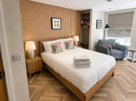 Rock Mill - Deluxe Studio Apartment with Terrace