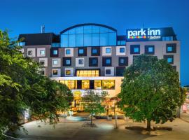 Park Inn by Radisson Danube Bratislava, хотел в Братислава