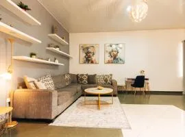 Luxury Two-Bedroom Townhome in Adringanor