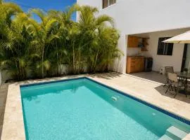 Villa with Pool Downtown