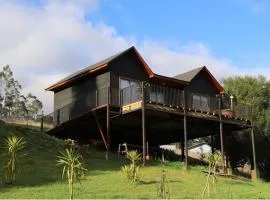 Cabañas Rio Tolten, con tinaja, sendero, actividades