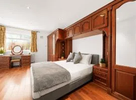 Hububb Noel Road Shared House