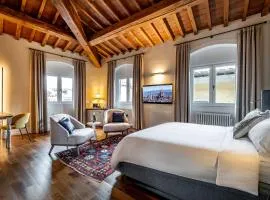 Le Torri by Dimora Collection - 18th-Century Palazzo Suites in Florence - Adults Only