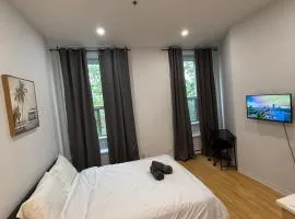 Downtown Studio for 2 with Free private parking