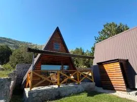 Vikendice Pod Hum Kučka Korita