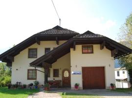 Appartement Zweikofelblick, hotel en Jenig