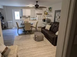 Cozy Hideaway guest suite