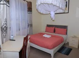 Bavah Airport Hotel