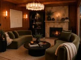 The Fork House Luxury Creekside Sierra Retreat