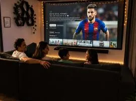 Casa de lujo con cine privado a 3 min del centro