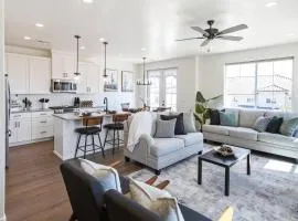 Pet Friendly-Sleeps 10 Perfect Location Arcade, EV