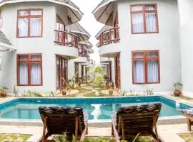 Olarashii River Lodge