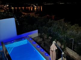 Apartments Villa Suzana Including Private Pool, hotel sa Selca