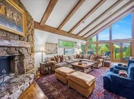 Ski-In Ski-Out Mountain Chalet w Panoramic Views