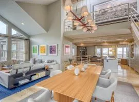 Modern Vail Village Ski-in Ski-Out Townhome