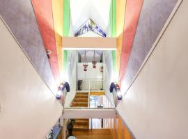 Hotel O Nova Dumas Homestay, хотел в Сурат