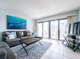 Sandcastles - Cocoa Beach Oceanfront Condos with Heated Pool Tennis, hotel in Cocoa Beach
