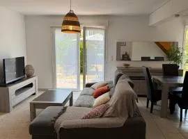 Maison avec parking et animaux admis - 6 pers. - FR-1-487-401