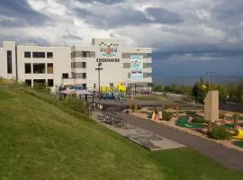 Edgewater Hotel and Waterpark